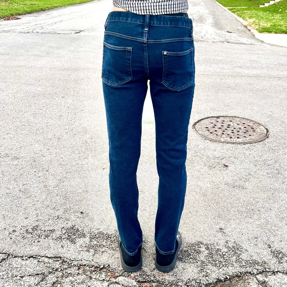 - H&M Sz 31 Slim Coupe Etroite Dark Wash Jeans! EUC!